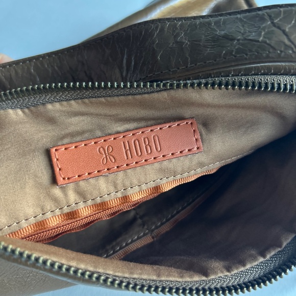 Hobo Brown Khaki Leather Tote Shoulder Bag - Picture 12 of 13